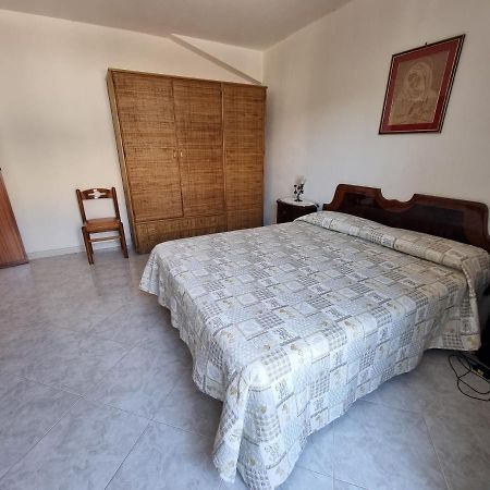 Villa Flora - With Sea View, 2 Minutes Walk To Beach Траппето Екстер'єр фото