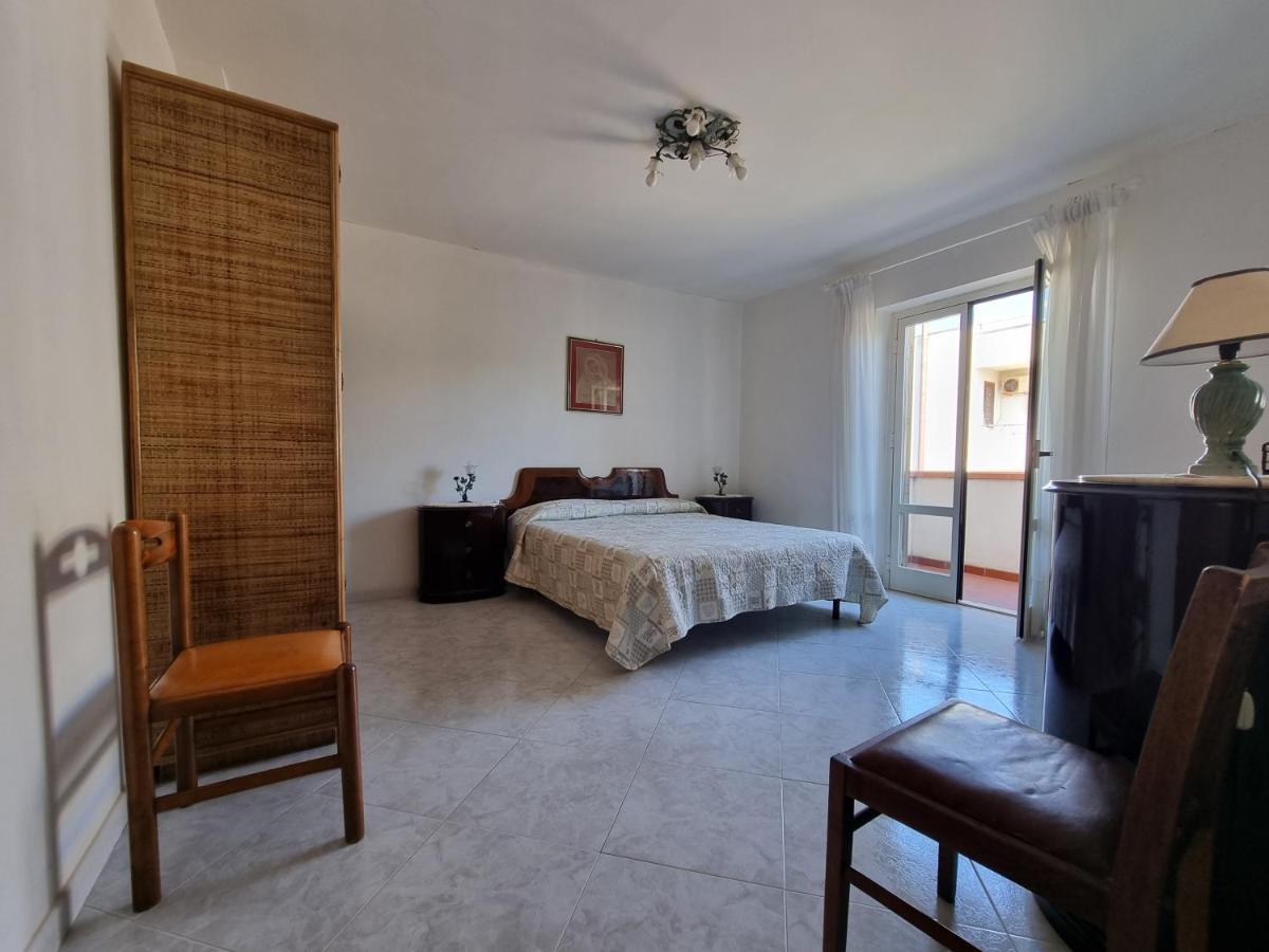 Villa Flora - With Sea View, 2 Minutes Walk To Beach Траппето Екстер'єр фото