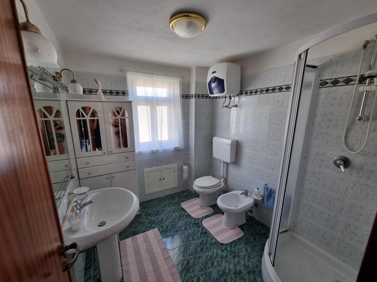 Villa Flora - With Sea View, 2 Minutes Walk To Beach Траппето Екстер'єр фото